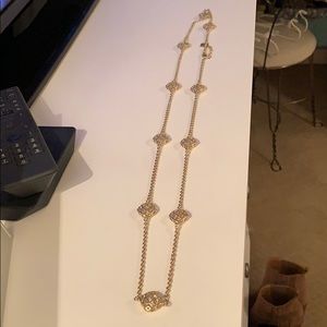 Kendra Scott necklace